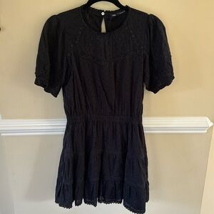 NWT ZARA SWISS DOT DRESS WITH EMBROIDERY Black medium